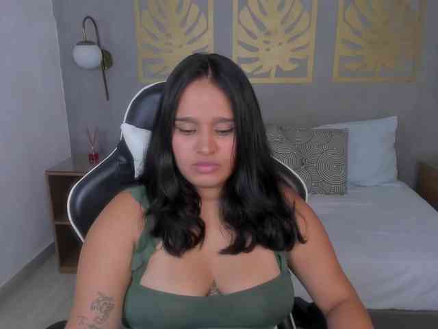 lia-sexx19 webcam