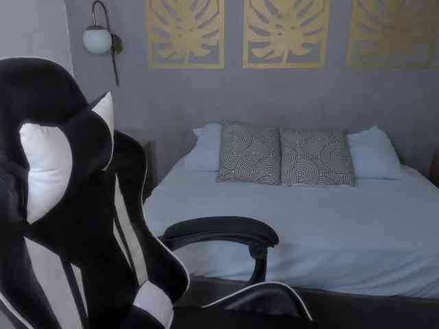 lia-sexx19 webcam