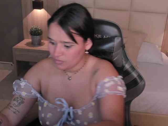 lia-sexx19 lia-sexx19