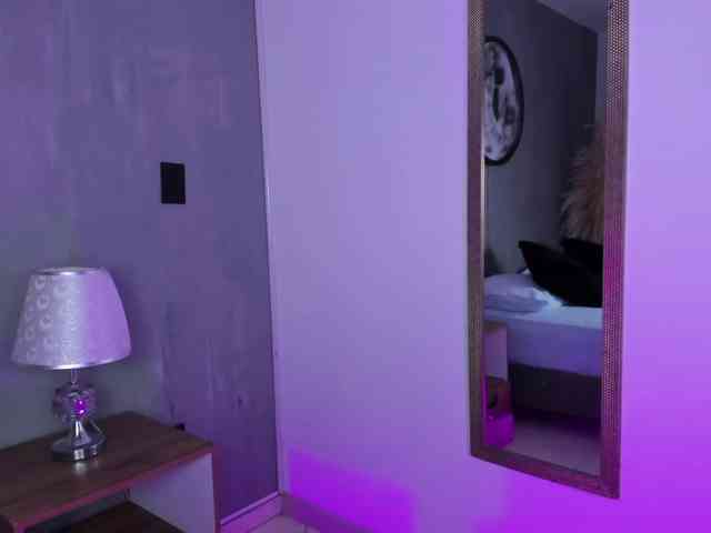 lia-sexx19 webcam