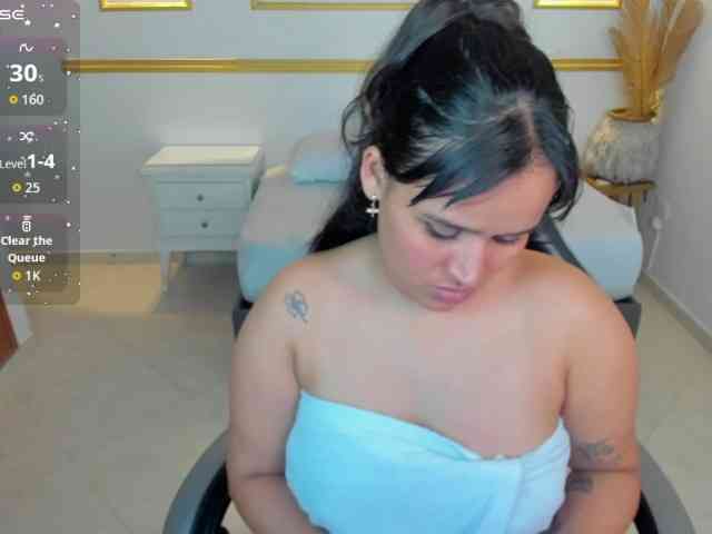lia-sexx19