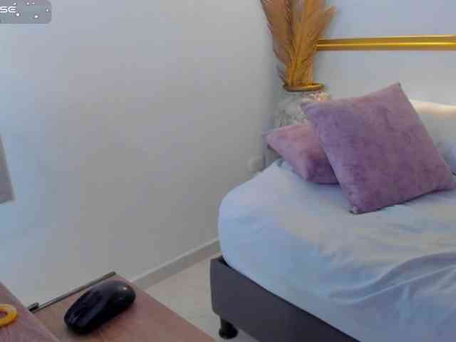 lia-sexx19 webcam