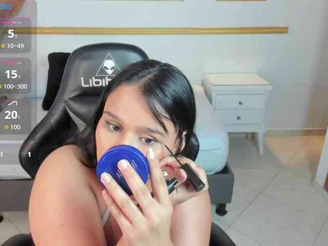 lia-sexx19 webcam