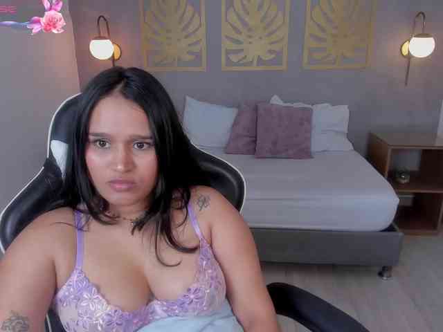 lia-sexx19 webcam
