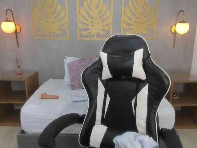 lia-sexx19 webcam