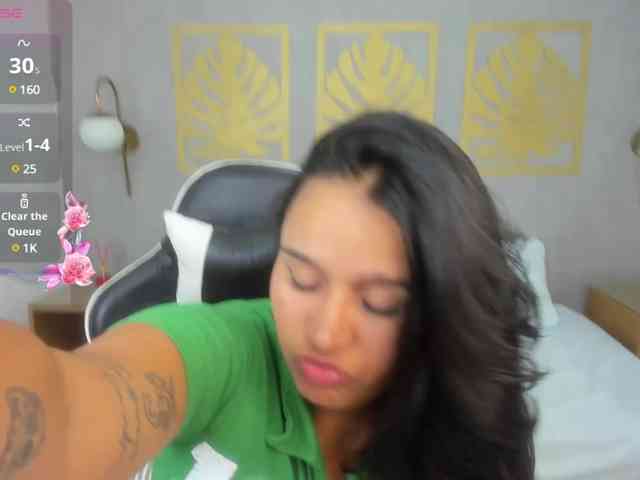 lia-sexx19 webcam
