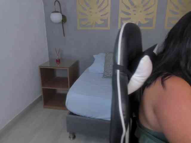 lia-sexx19 webcam