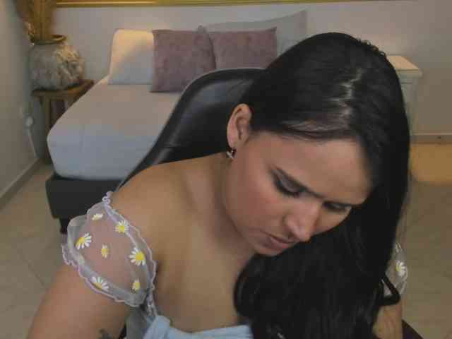 lia-sexx19 webcam