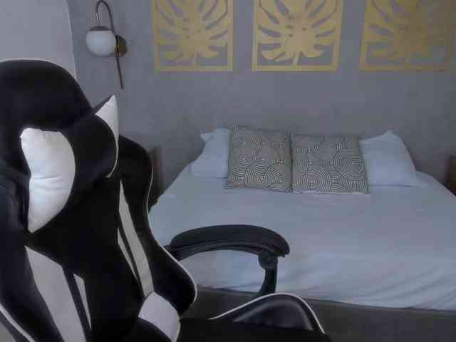 lia-sexx19 webcam