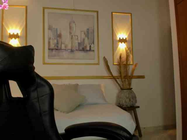 lia-sexx19 Live Webcam on BongaCams