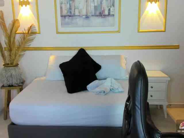 lia-sexx19 lia-sexx19