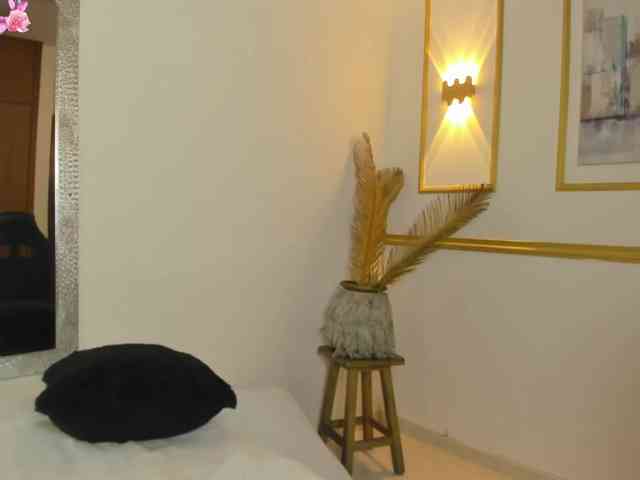 lia-sexx19 lia-sexx19