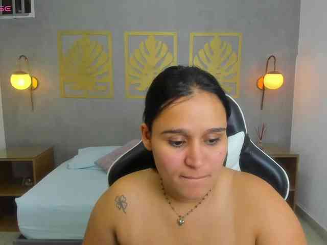 lia-sexx19 webcam