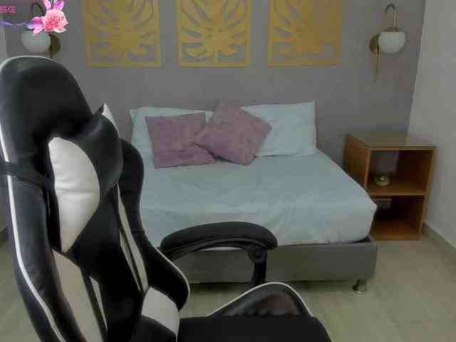 lia-sexx19 webcam