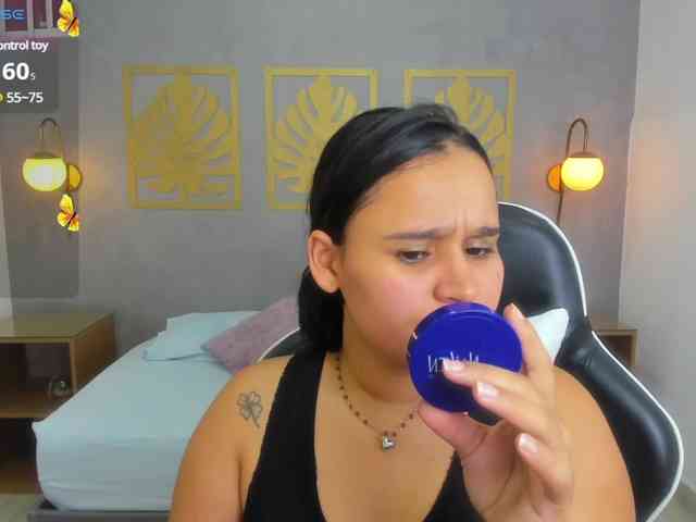 lia-sexx19 webcam