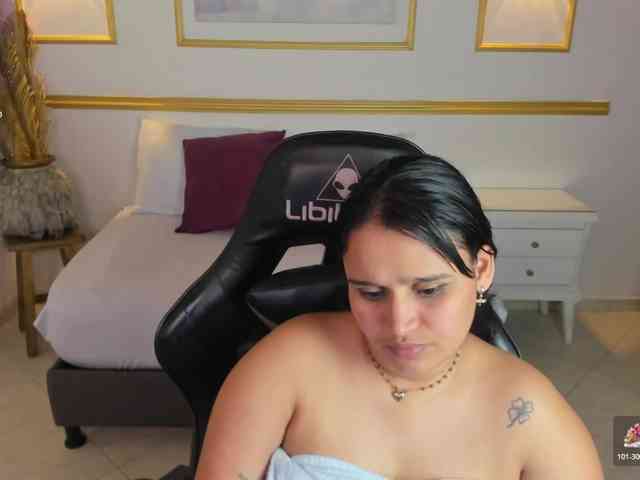 lia-sexx19 lia-sexx19