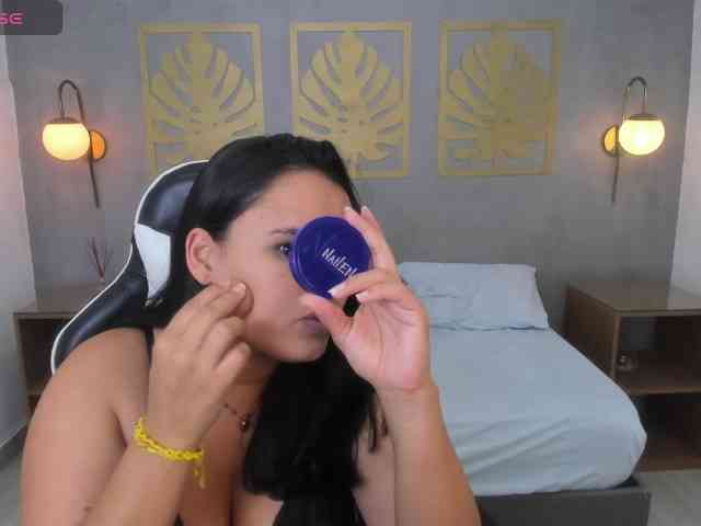 lia-sexx19 webcam