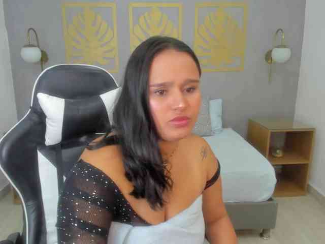 lia-sexx19 webcam
