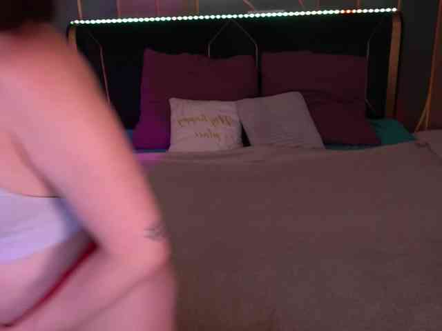 MonAmourrr webcam