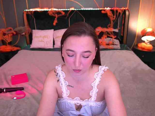 MonAmourrr webcam