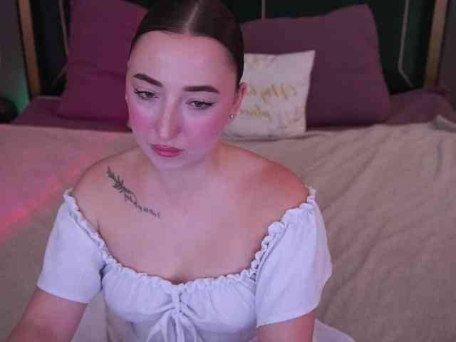 MonAmourrr webcam