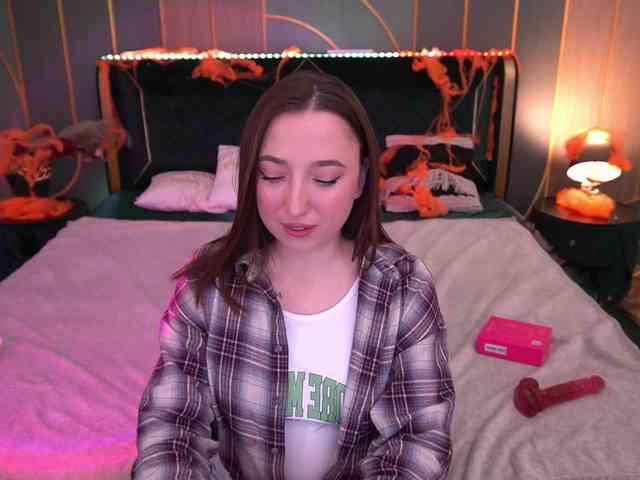 MonAmourrr webcam