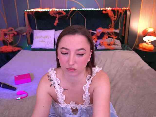 MonAmourrr webcam