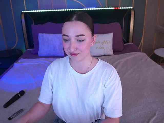 MonAmourrr webcam