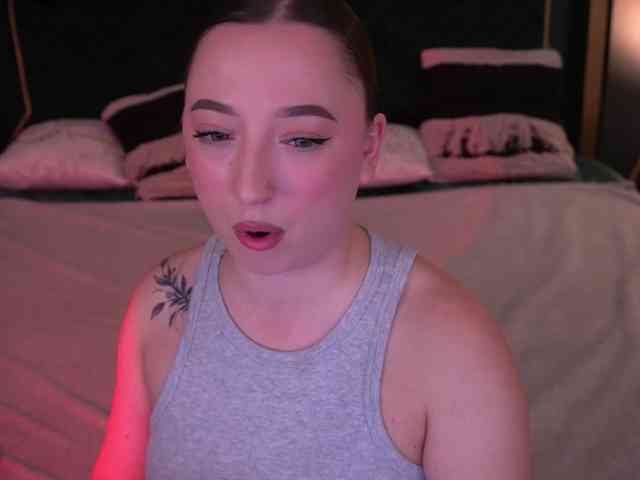 MonAmourrr webcam
