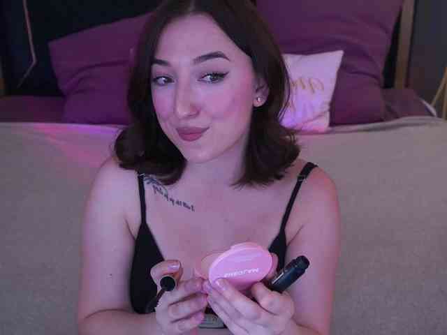 MonAmourrr webcam