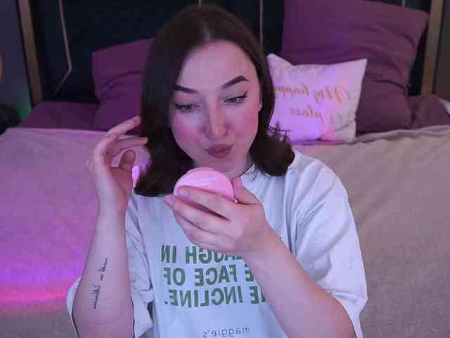 MonAmourrr webcam