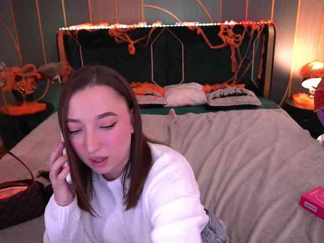 MonAmourrr webcam