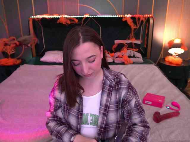 MonAmourrr webcam
