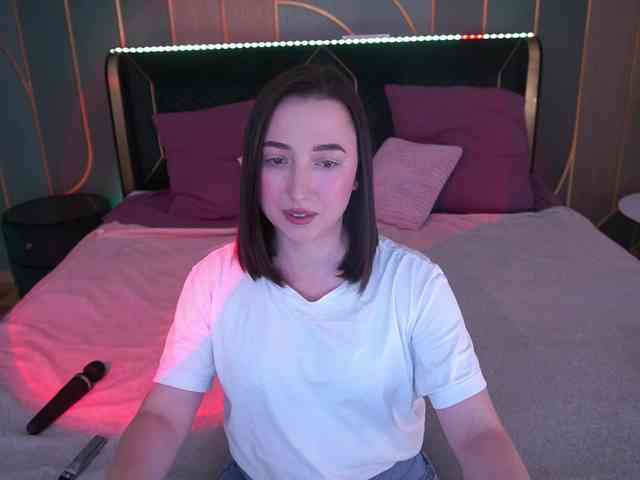MonAmourrr webcam