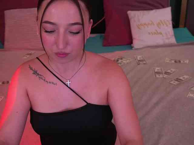 MonAmourrr webcam