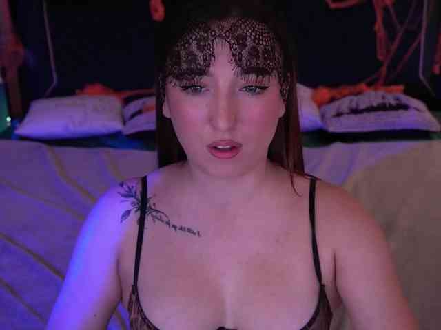 MonAmourrr webcam