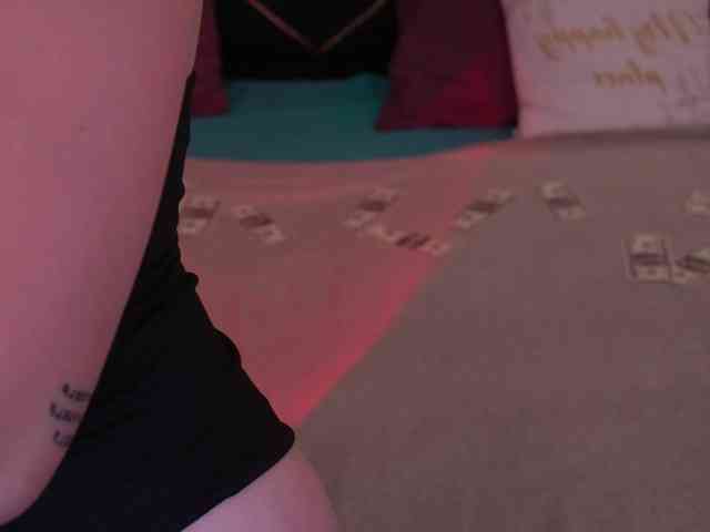 MonAmourrr webcam