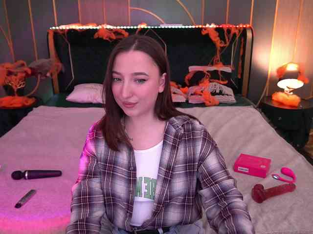 MonAmourrr webcam