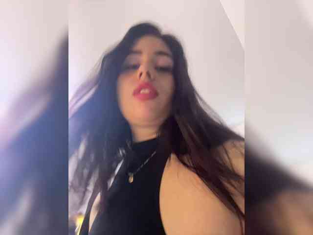 Hoooneygirl2 Live Webcam on BongaCams