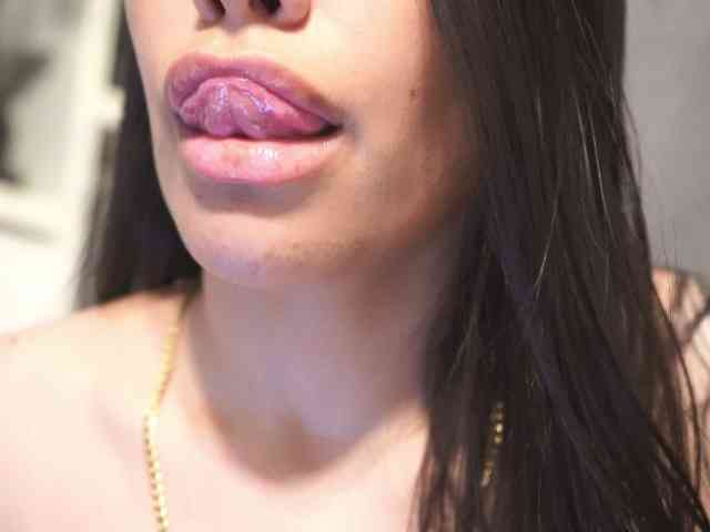 capriciousqueen webcam