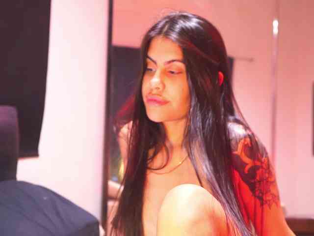 capriciousqueen webcam