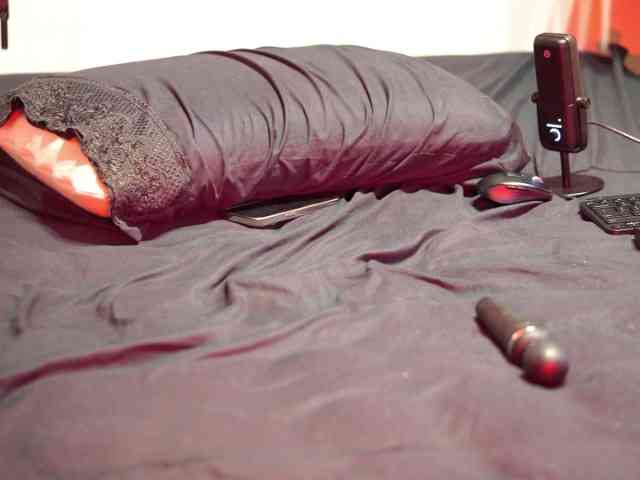 capriciousqueen webcam