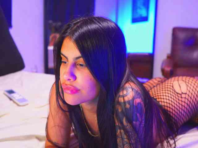 capriciousqueen webcam