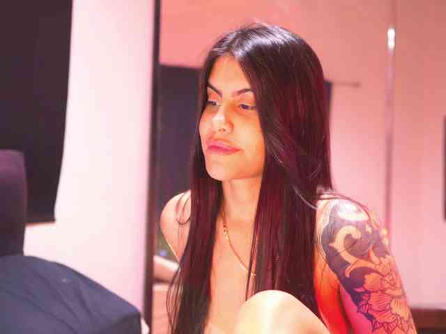 capriciousqueen webcam