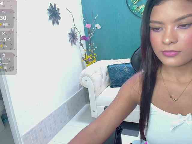 Miaynocolucci webcam