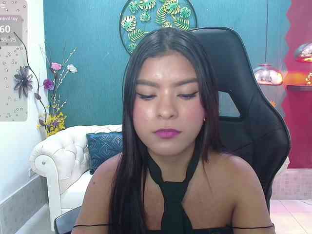 Miaynocolucci webcam