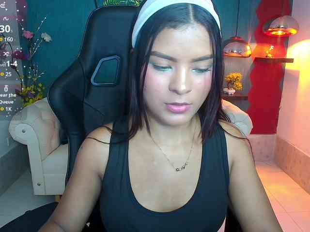 Miaynocolucci webcam