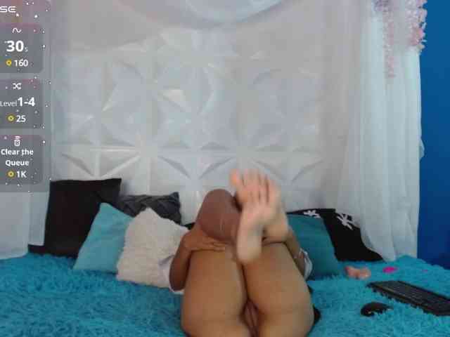 Miaynocolucci webcam