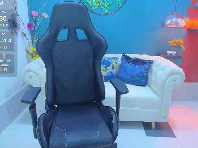 Miaynocolucci webcam
