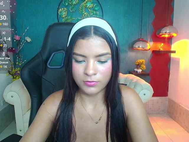 Miaynocolucci webcam